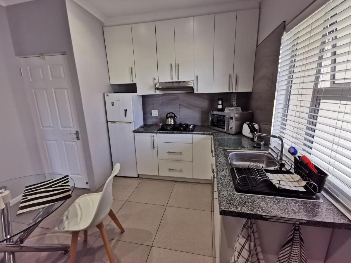 Zebra Place - Housity