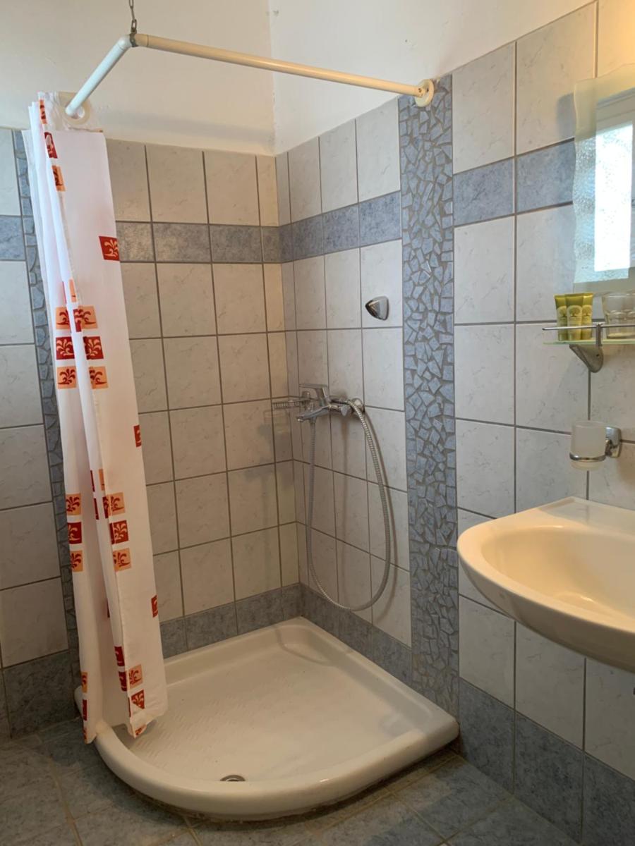 A Hotel Faros - Housity