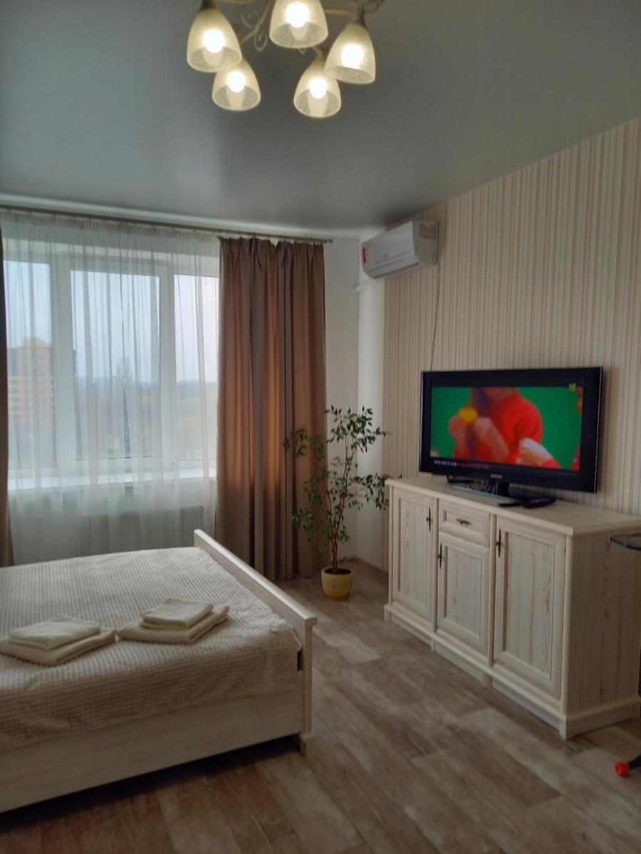 Однокімнатна квартира в центрі, на вулиці Набережна,10 з парковкою - Housity