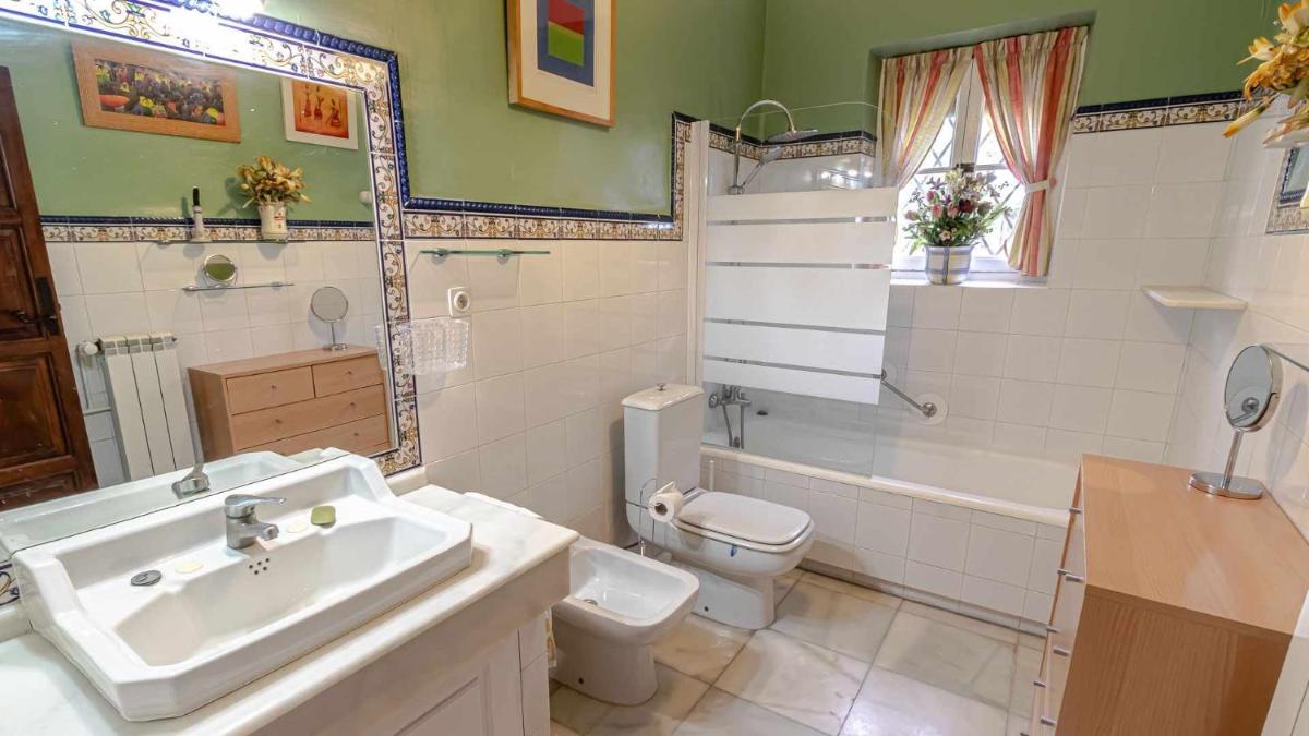 Hacienda El Corchuelo - Housity
