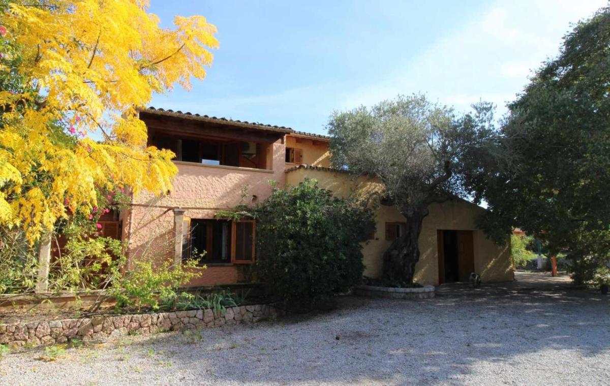 Can Gató den Vives casa para 4 con piscina - Housity