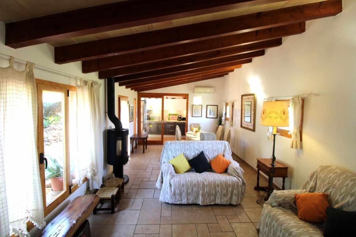 Can Gató den Vives casa para 4 con piscina - Housity