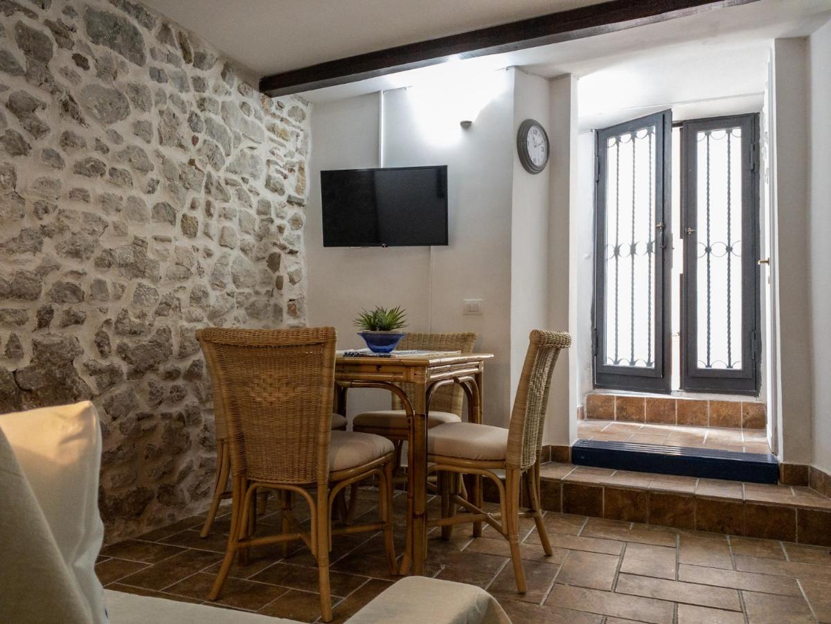 Suitetrails - Appartamento MagaCirce in Centro Storico