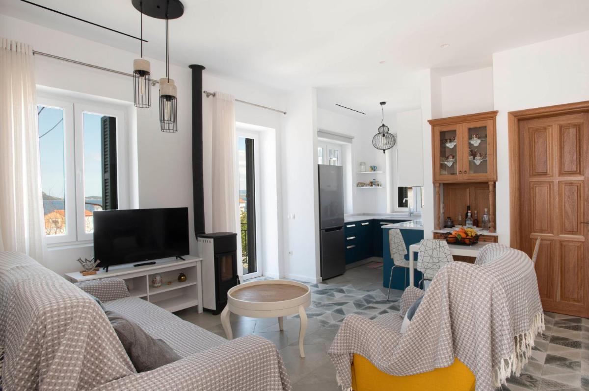 Nestor's house - Housity