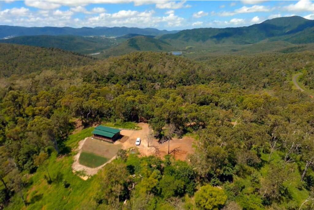 Ridge Cabin - Stunning Views - 5km From Neighbours - Housity