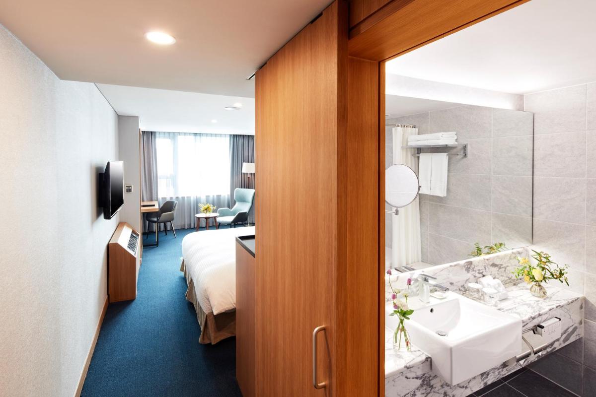 Hotel PJ Myeongdong - Hizvo