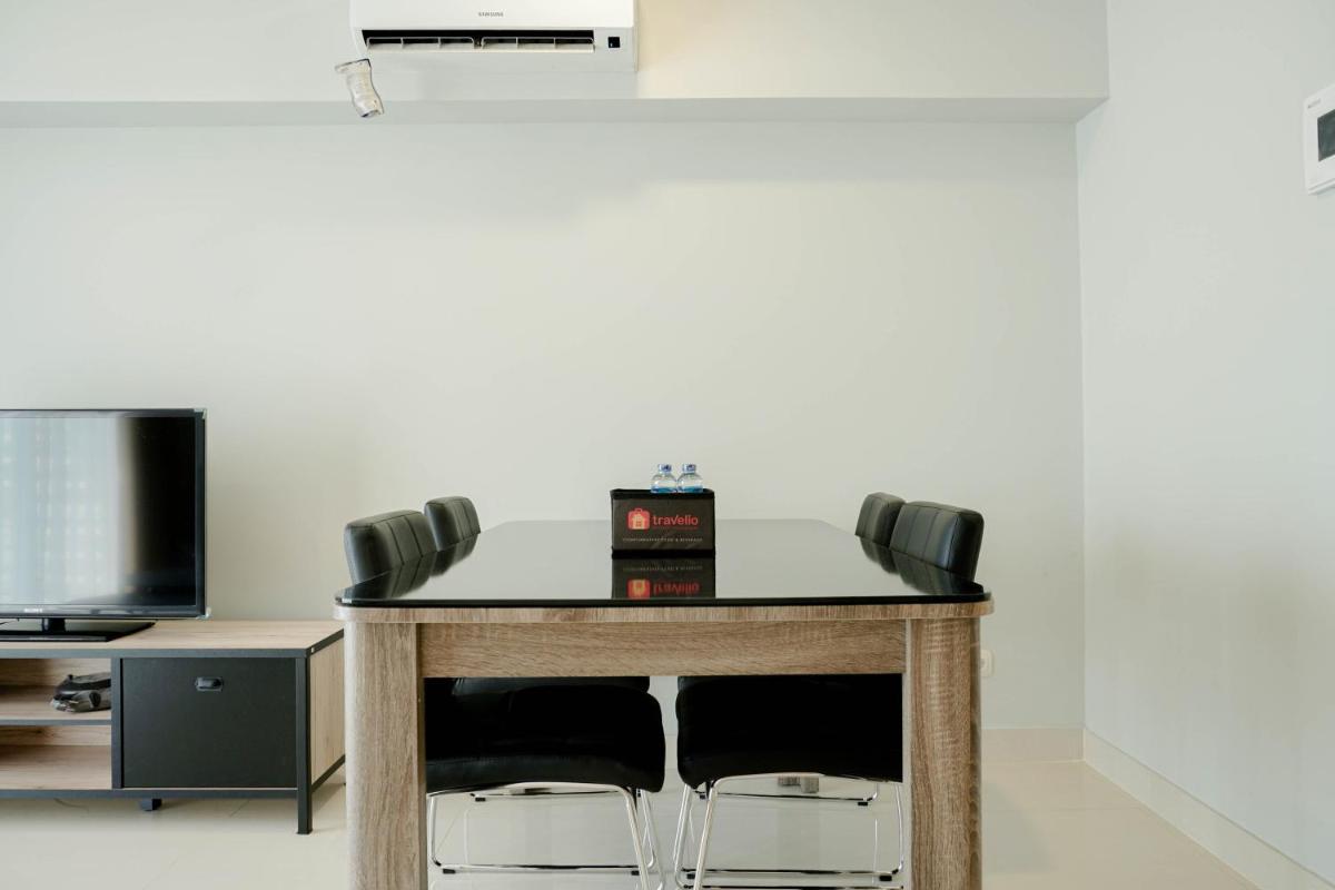 Gorgeous 2BR Apartment Maqna Residence By Travelio - Hizvo