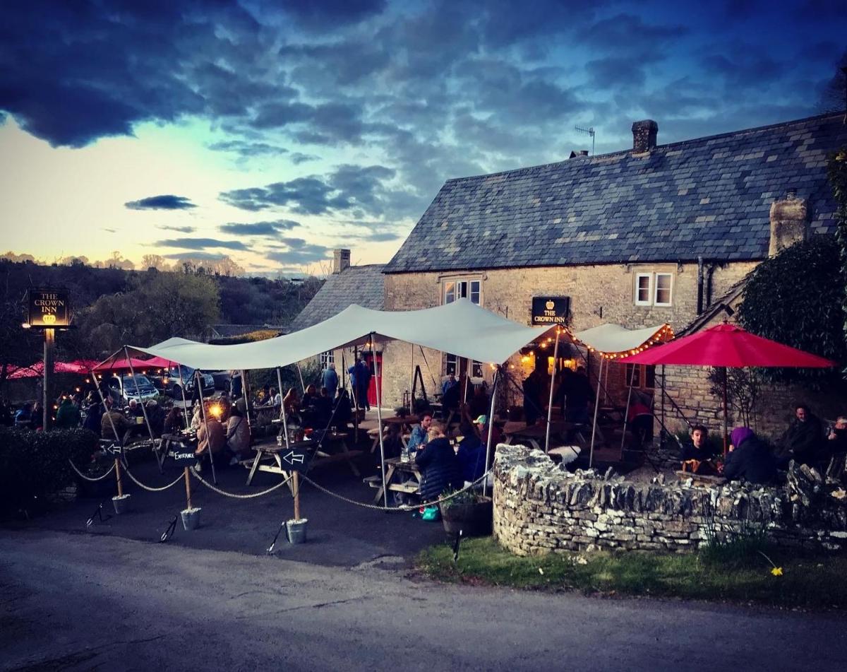 The Crown Inn - Housity