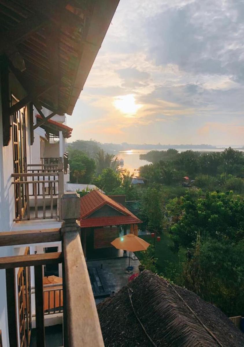 Suitetrails - Calm House Hotel Hoi An
