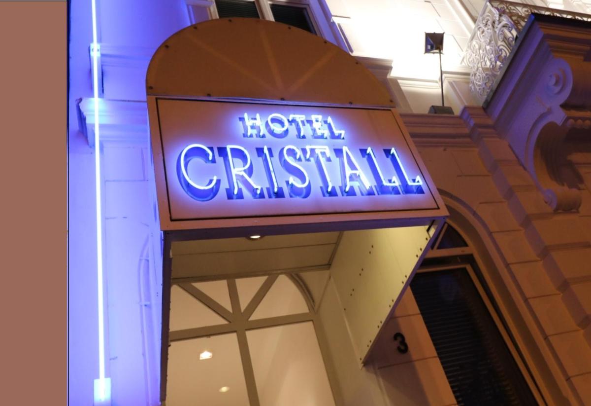 Suitetrails - Hotel Cristall - Frankfurt City