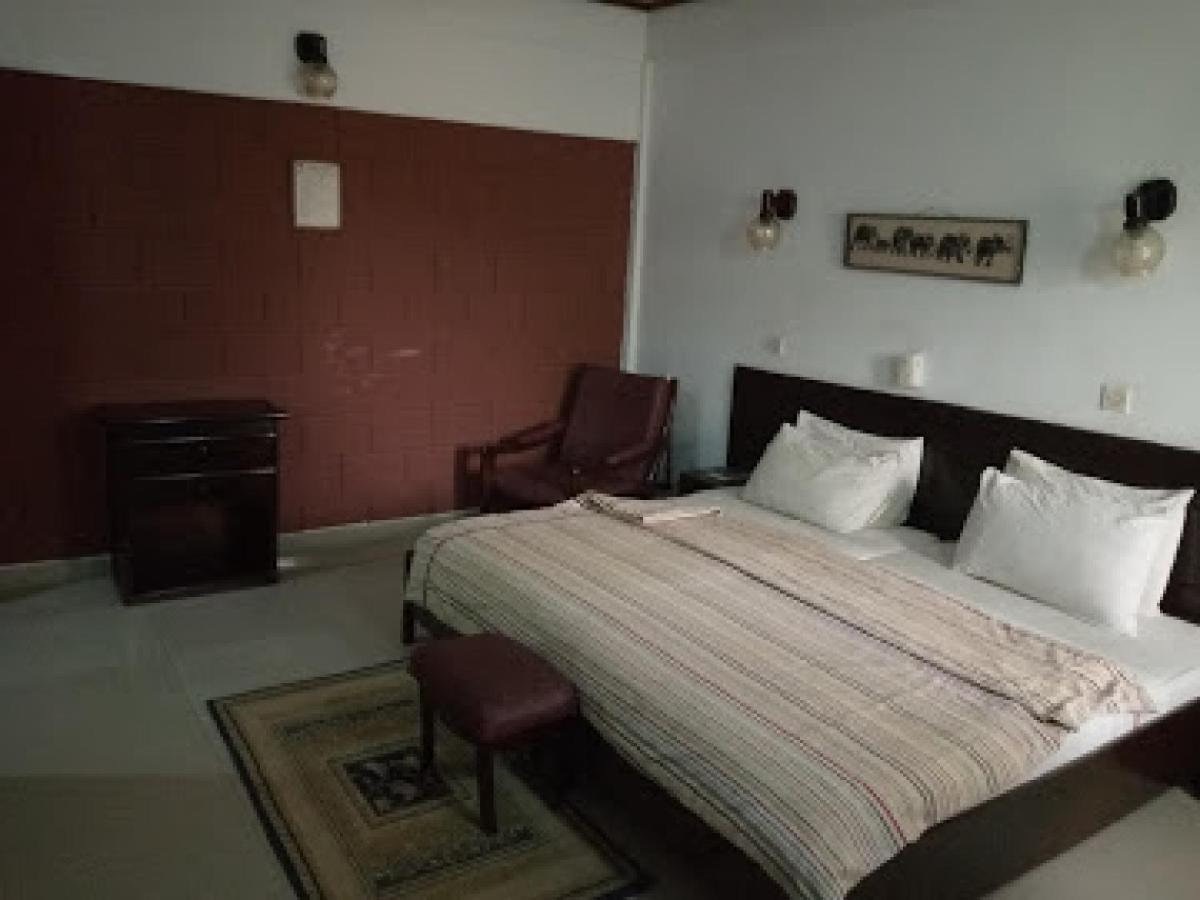 Suitetrails - Room in Lodge - Whispering Palms Resort