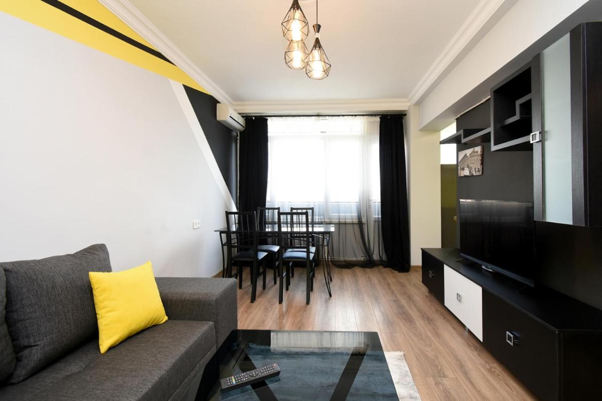 Positive apartment in center of Yerevan city - Housity