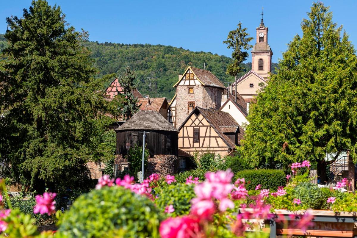 Vue générale sur la montagne ou vue sur la montagne depuis l'hôtel