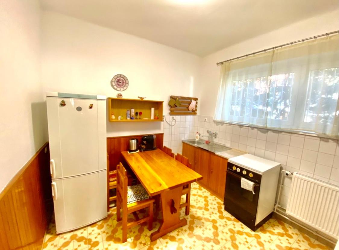 Roselio Garden - Housity