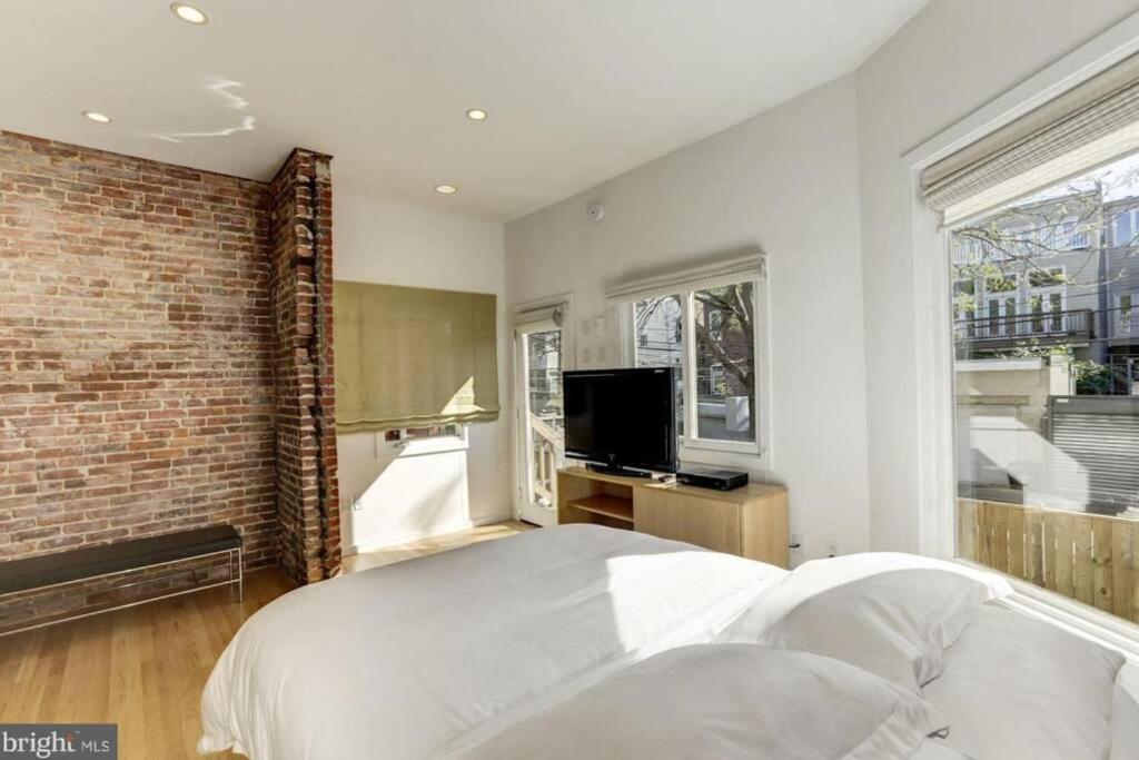 Lofty DC Sanctuary - Housity