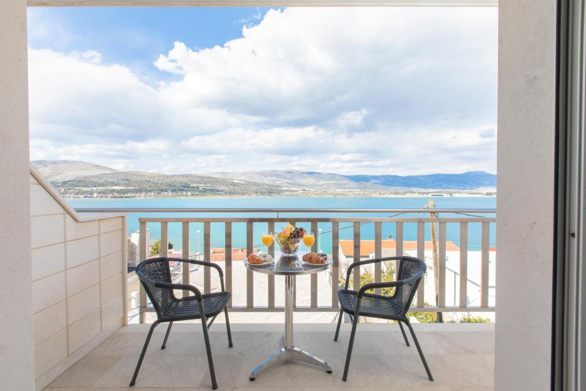 Hotel Buenavista Beach House Trogir - Housity