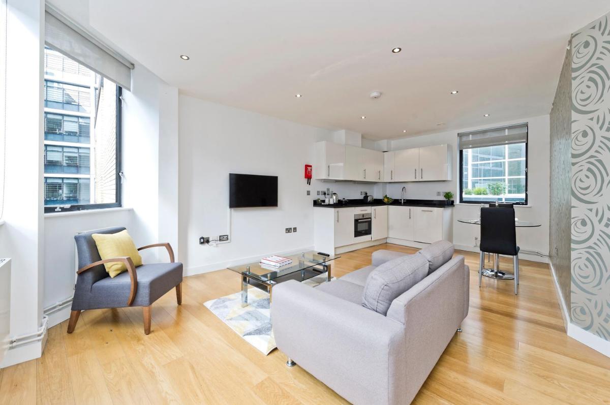 Red Lion Court by City2Stay - Housity