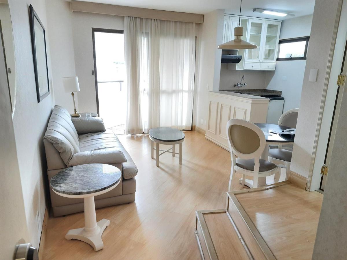 Paulista Wall Street Flat 05 - Housity