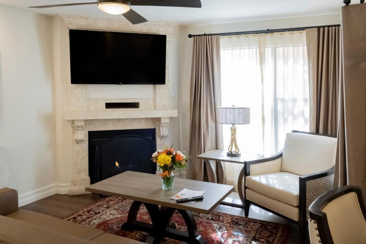 Westgate Flamingo Bay Resort - Housity