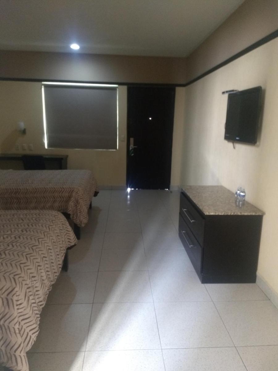Jalyd Inn - Housity
