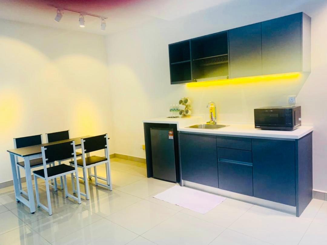 Yamada Residence, Trefoil - Housity