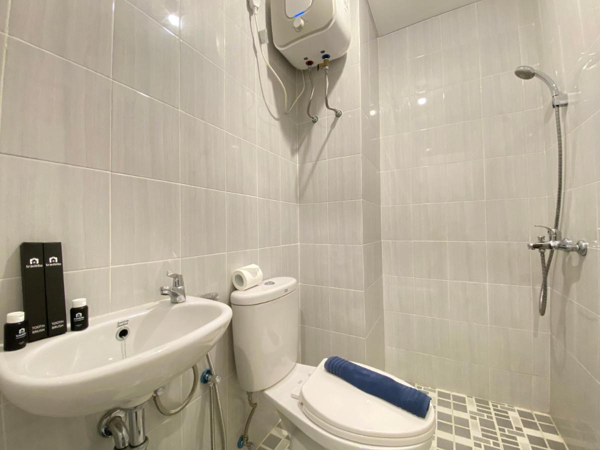 Simply Studio Room Semi Apartment at The Lodge Paskal near BINUS University By Travelio - Housity