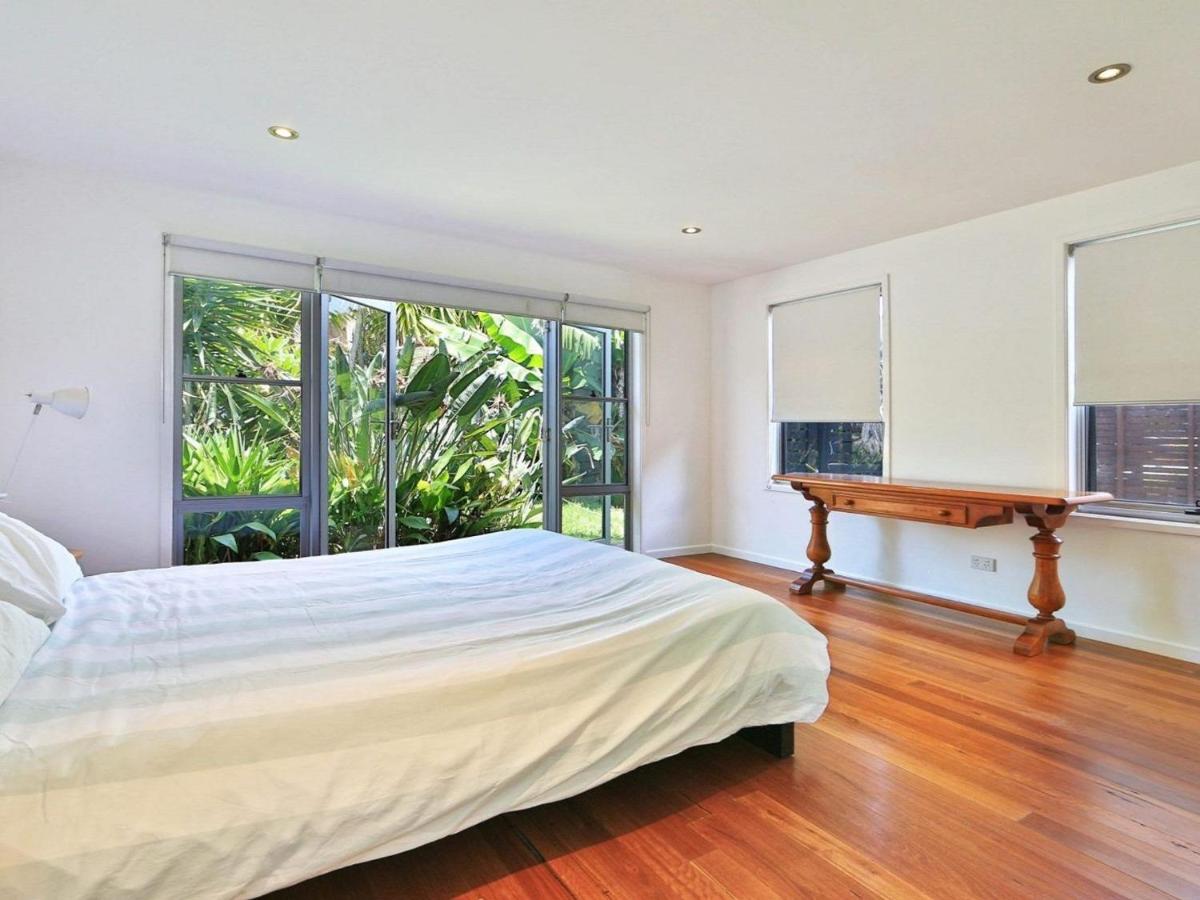 Palm Oasis - Housity