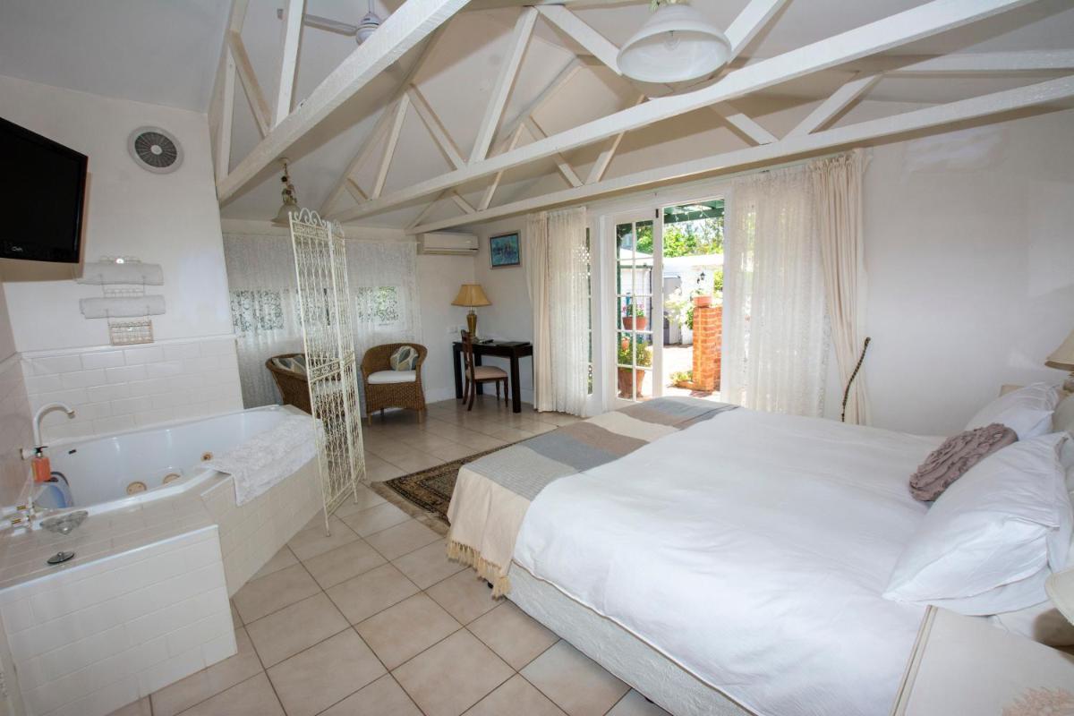 Rosebridge House Bed & Breakfast Adult Retreat - Housity