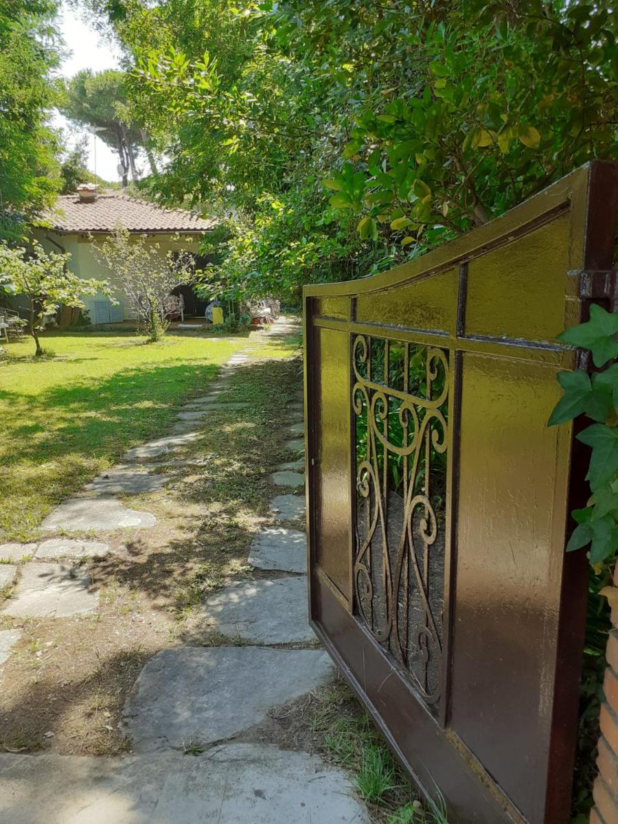 Casa Charming immersa nel verde - Housity