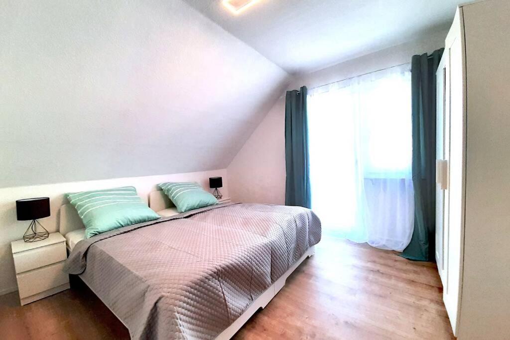 Theox Apartment No 2 Modernes Apartment zwischen Mannheim & Heidelberg - Housity