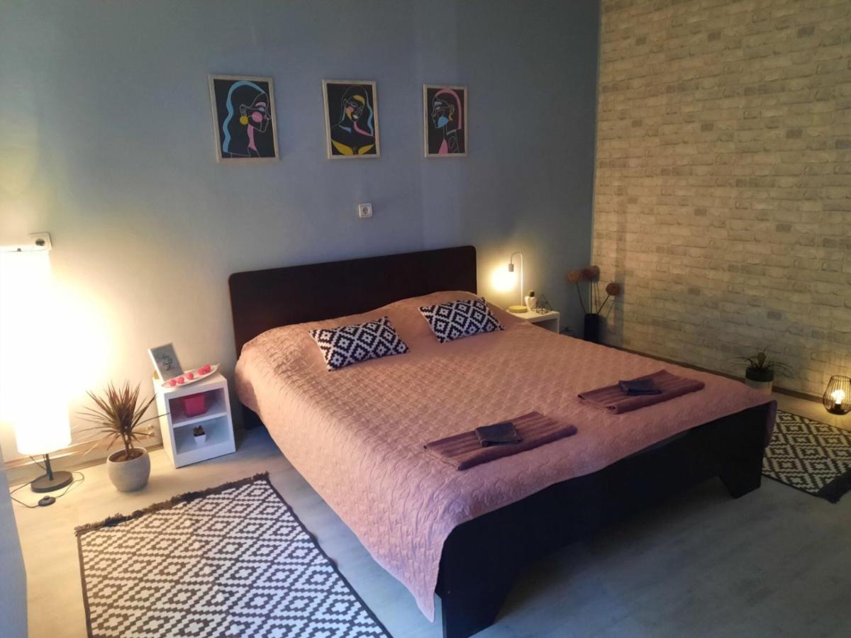 Kizde - Housity