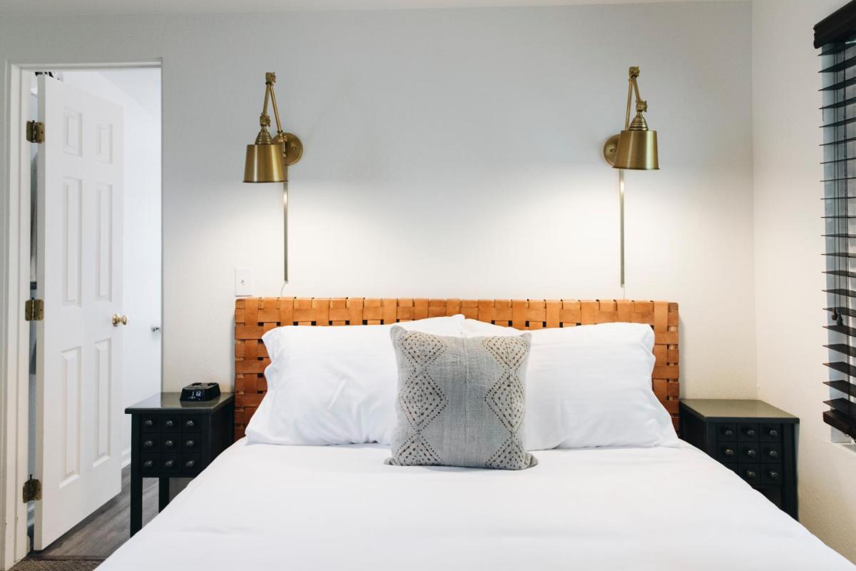 Sonoma's Best Guest Cottages - Housity