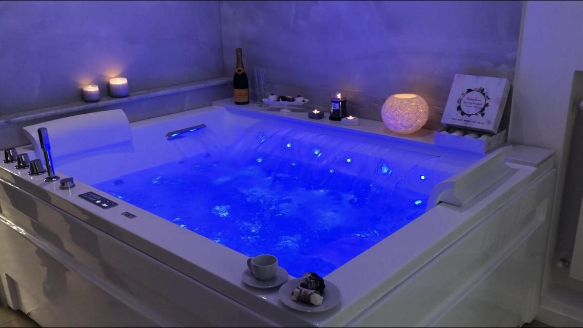 7 BLU Casa vacanze con idromassaggio - Housity