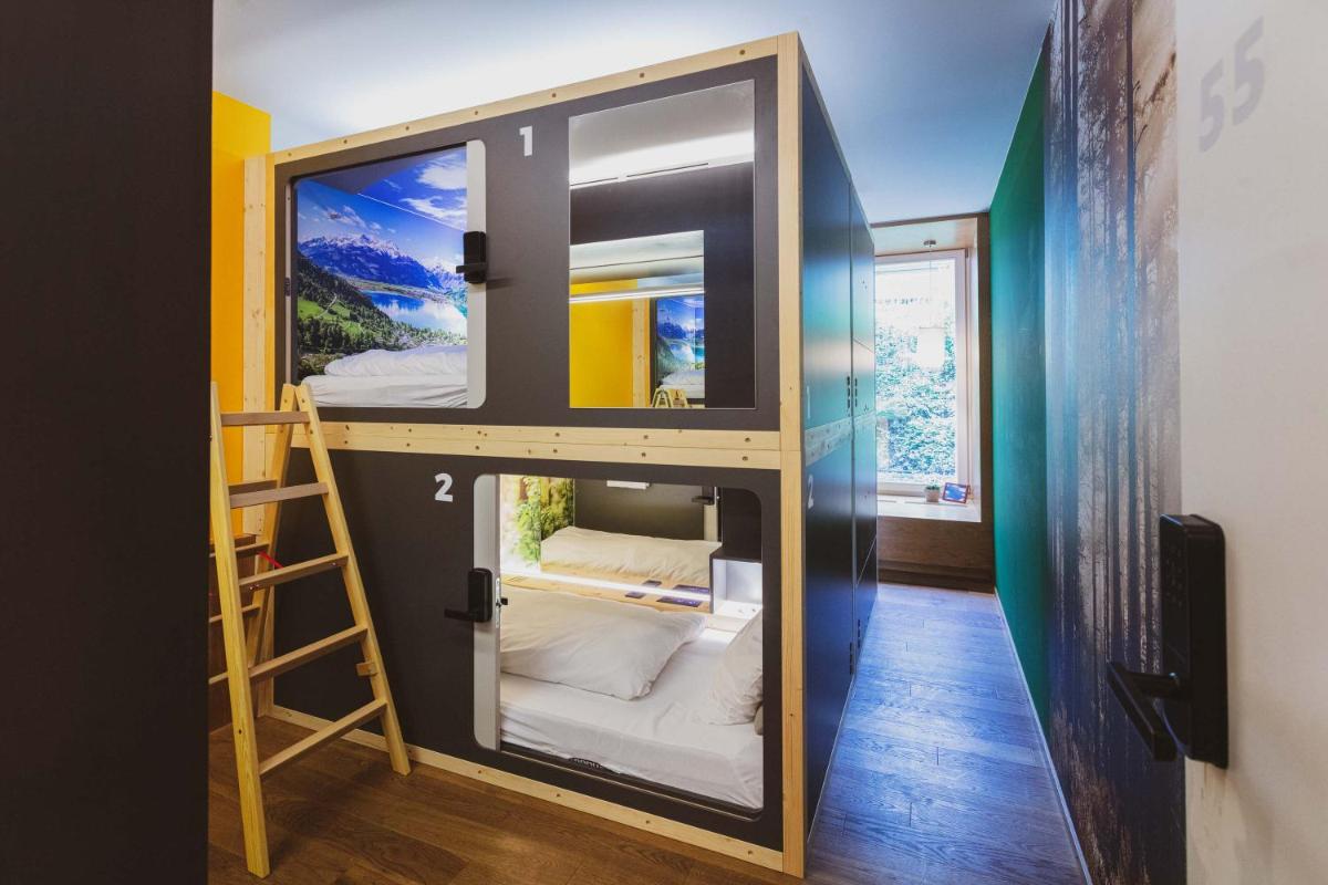 Suitetrails - Capsule Hotel by Hyve Basel City