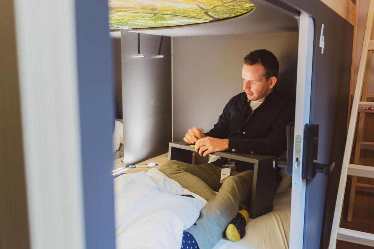 Suitetrails - Capsule Hotel by Hyve Basel City