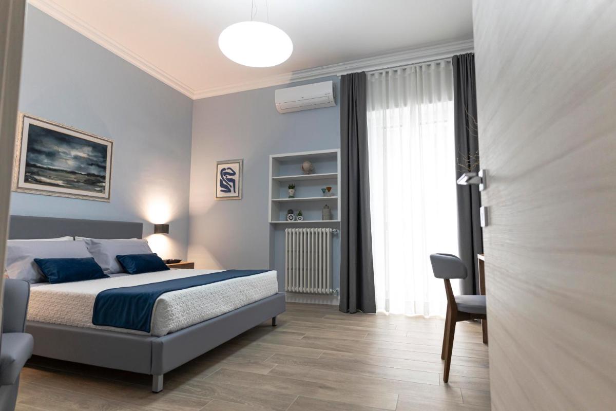 Azzurro 6 Holiday House - Housity