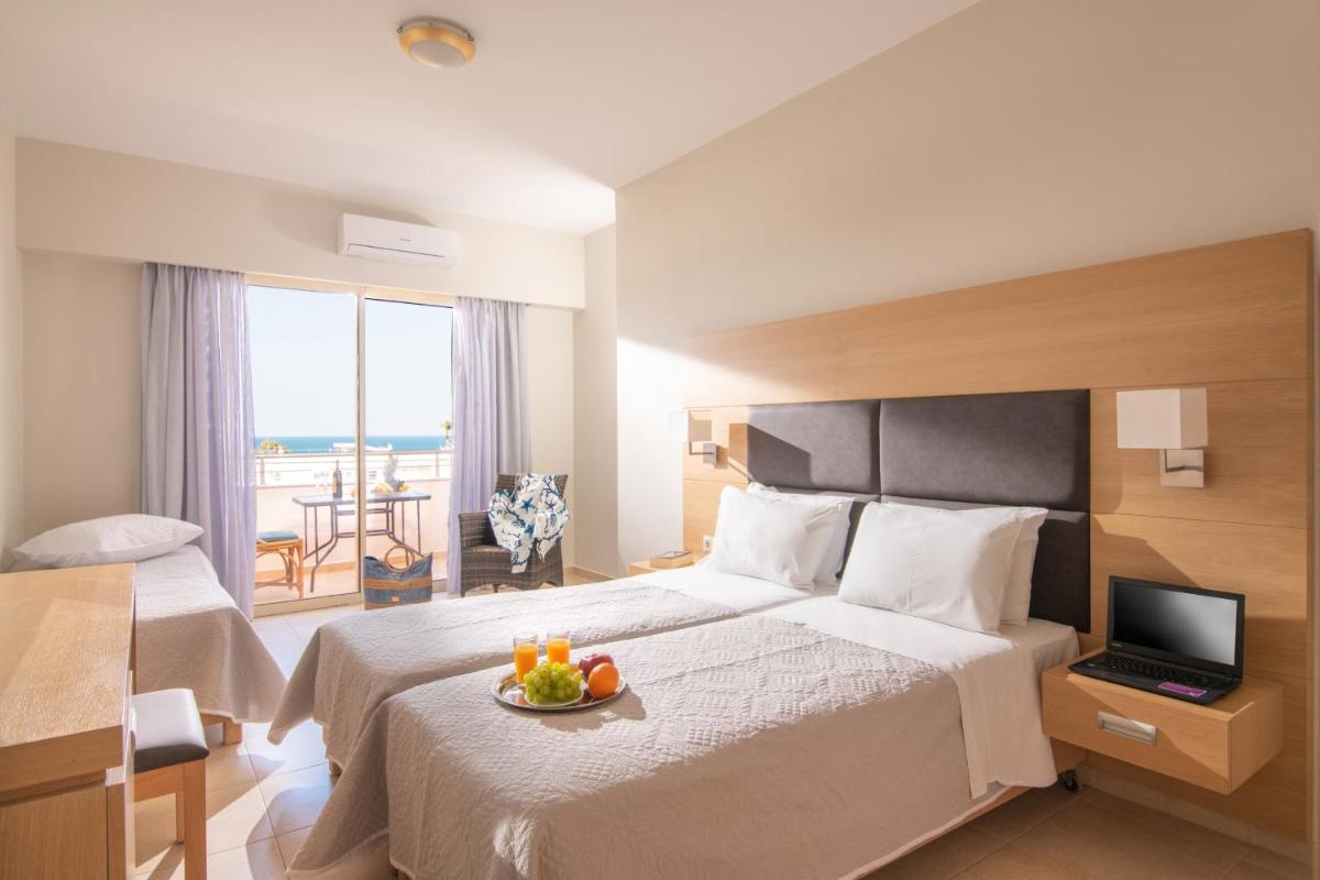 Pleasure Beach Hotel - Housity