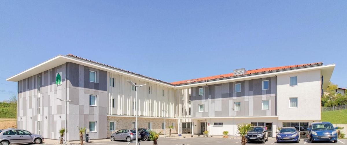Campanile Saint Jean de Luz - Housity