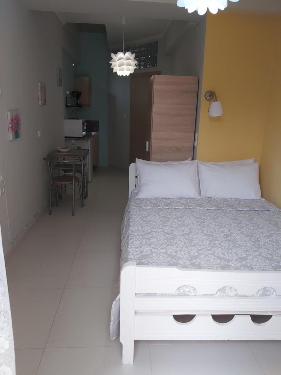 Konstantina's studio near the beach - Housity