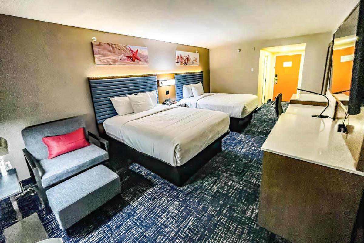 Wingate by Wyndham Panama City Area Lynn Haven - Housity