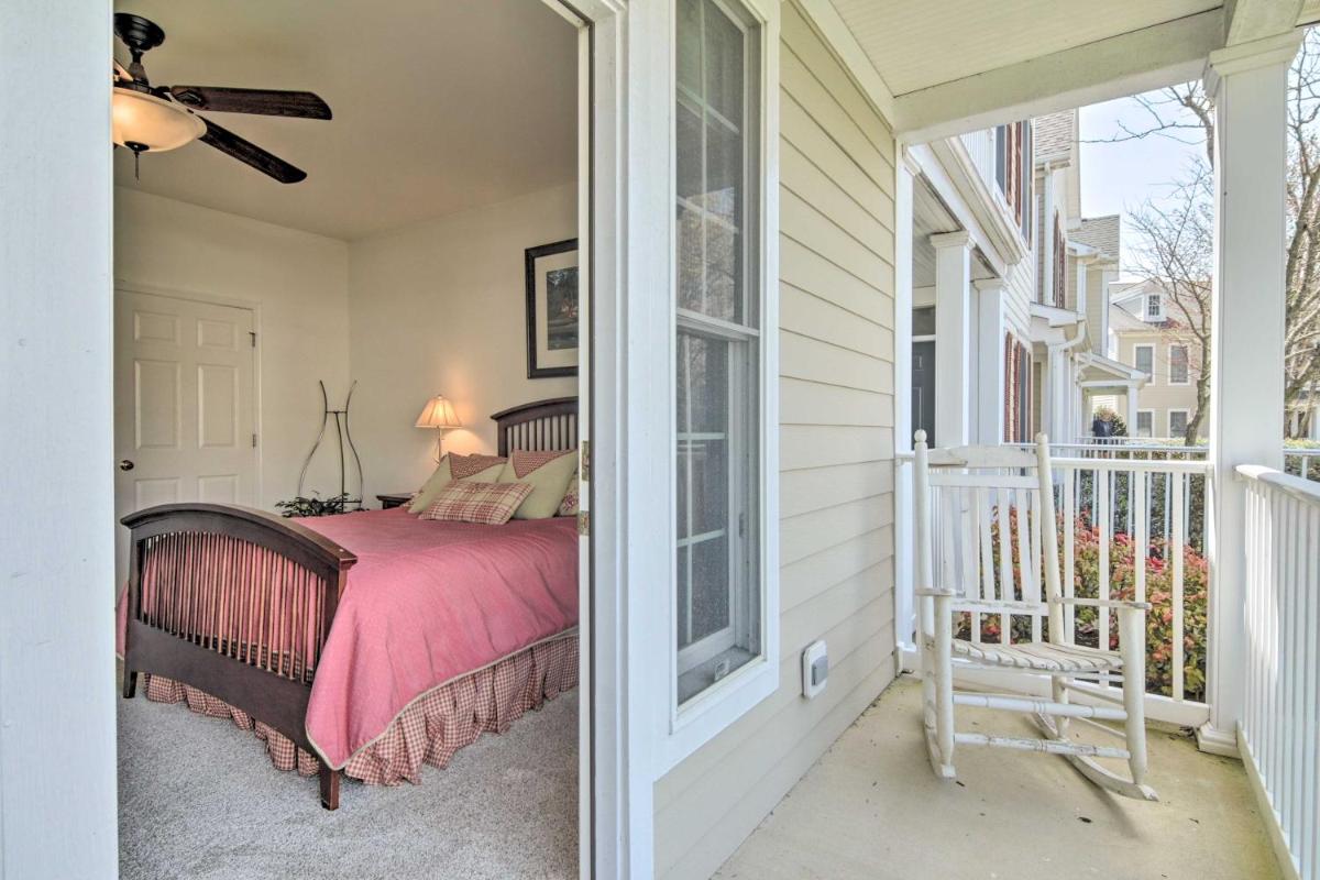 Vivid and Sunny Escape - 4 Mi to Bethany Beach! - Housity