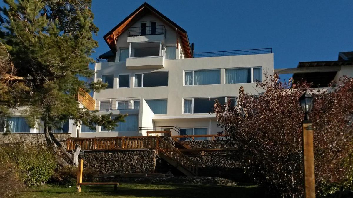 Lago apARTments - Housity