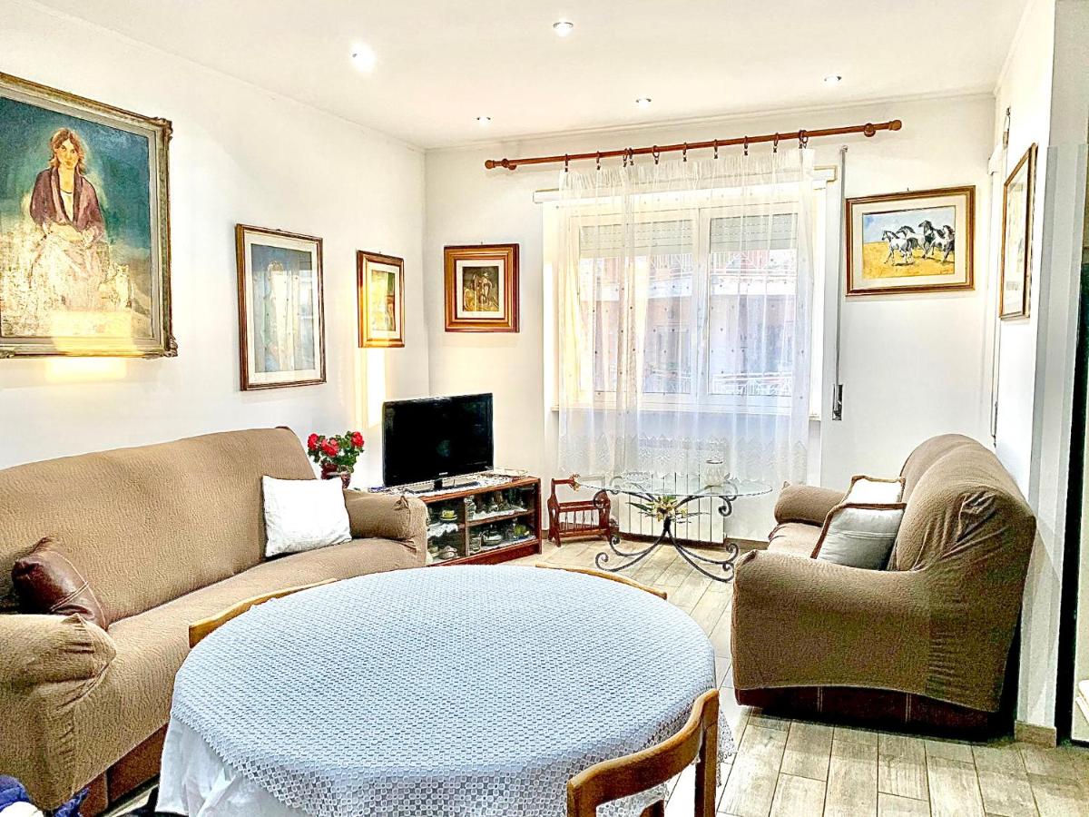Zambrini House - Housity