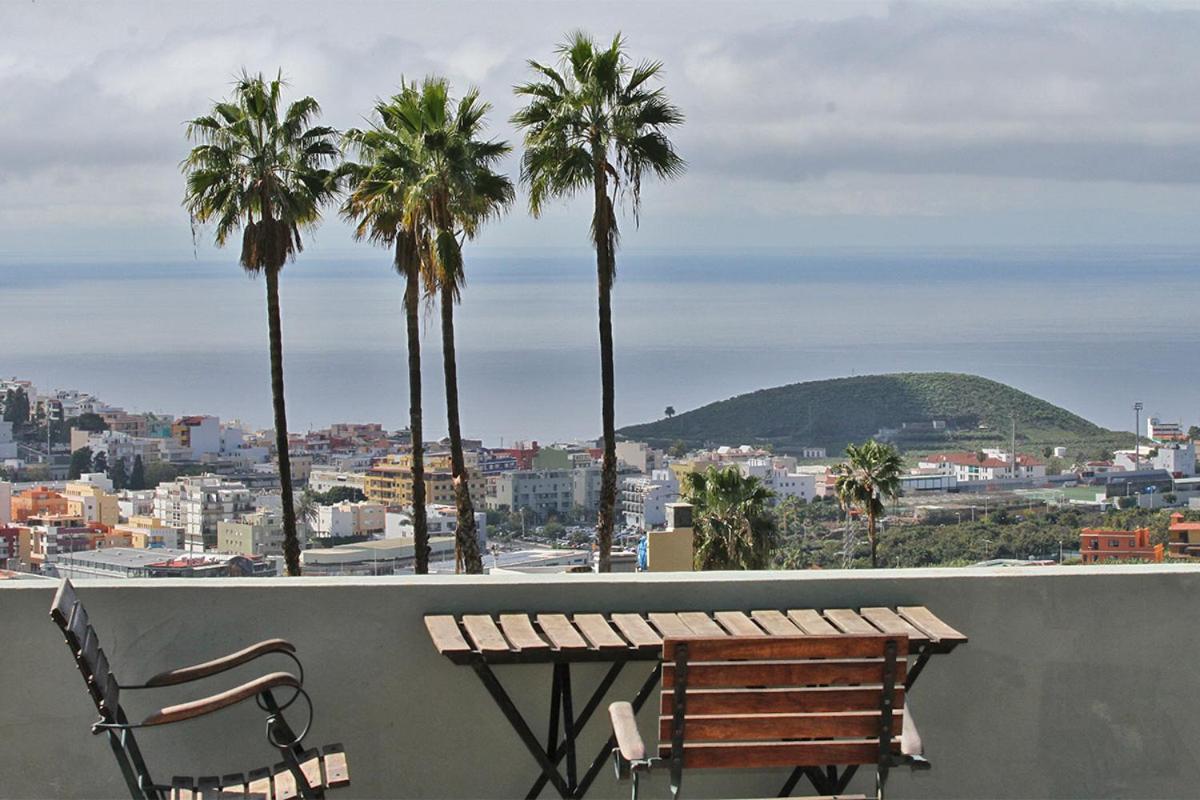 La Camuesa-Adults Only - Housity