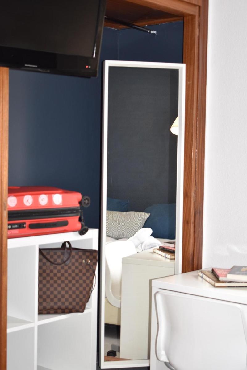 Hotel El Ancla - Housity