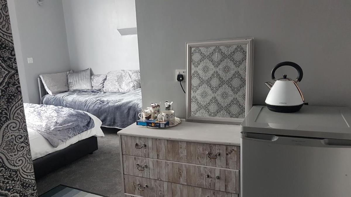 Brampton Guest House - Housity