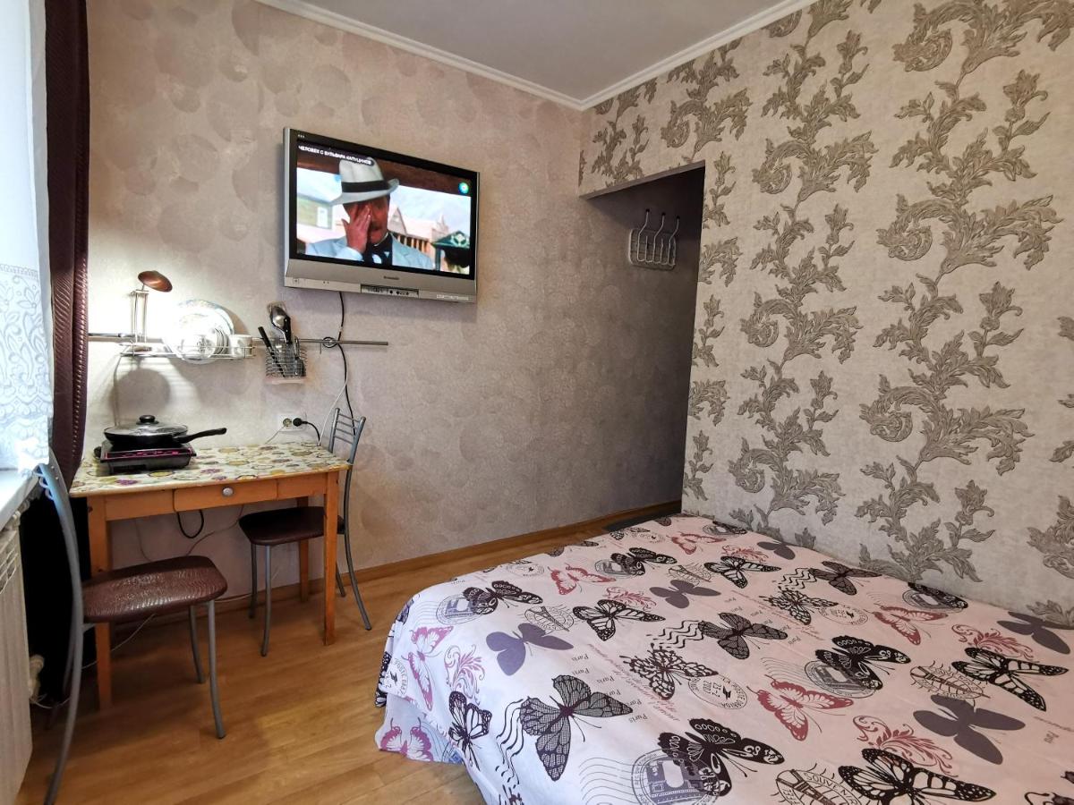 Studiia na esenina 2 - Housity