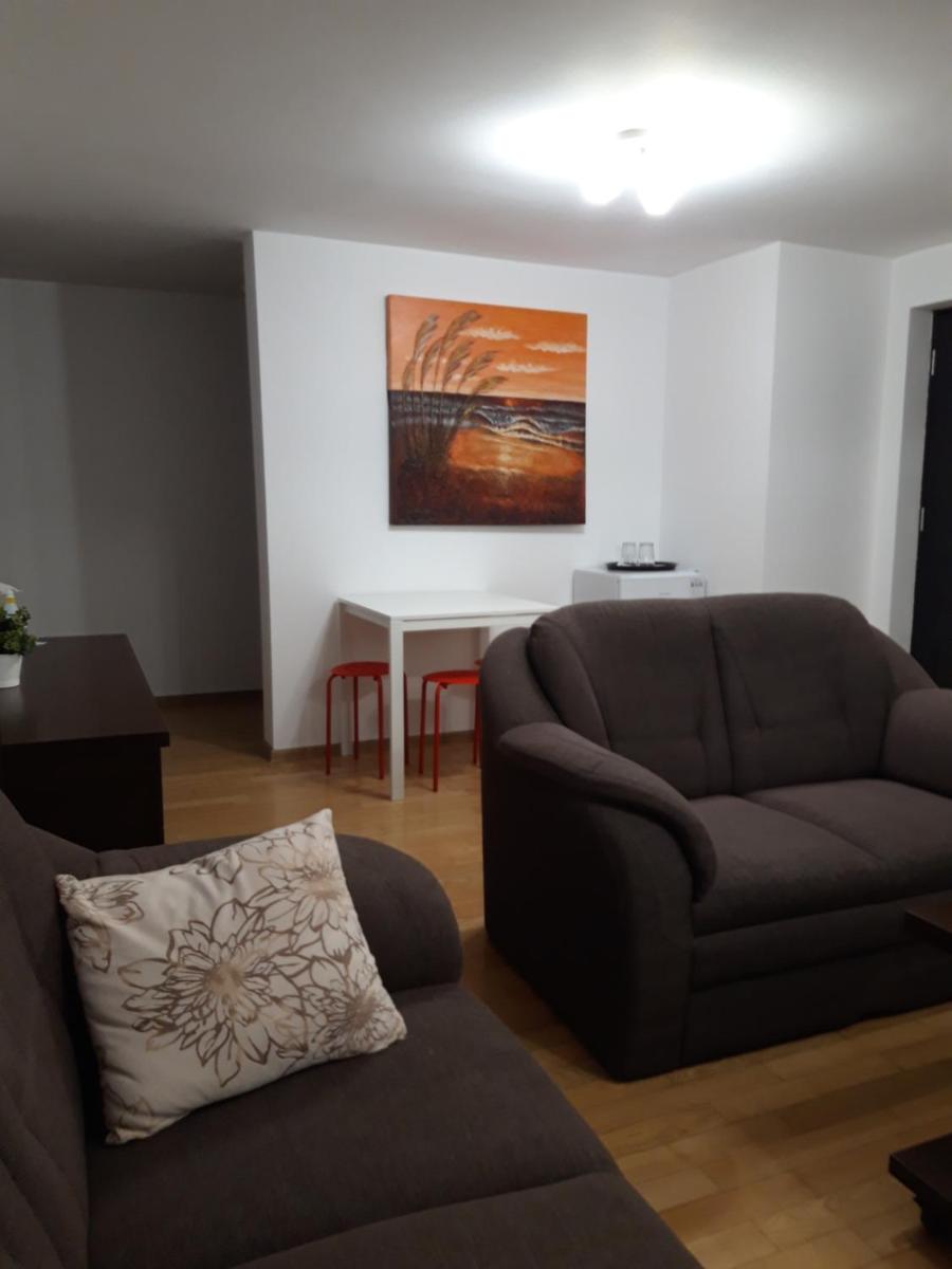 Papas Apartments Bucureștii Noi - Housity