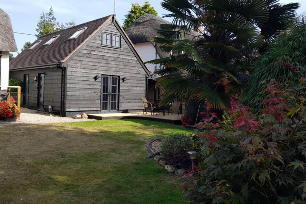 Riverside Lodge Pied a Terre - Housity