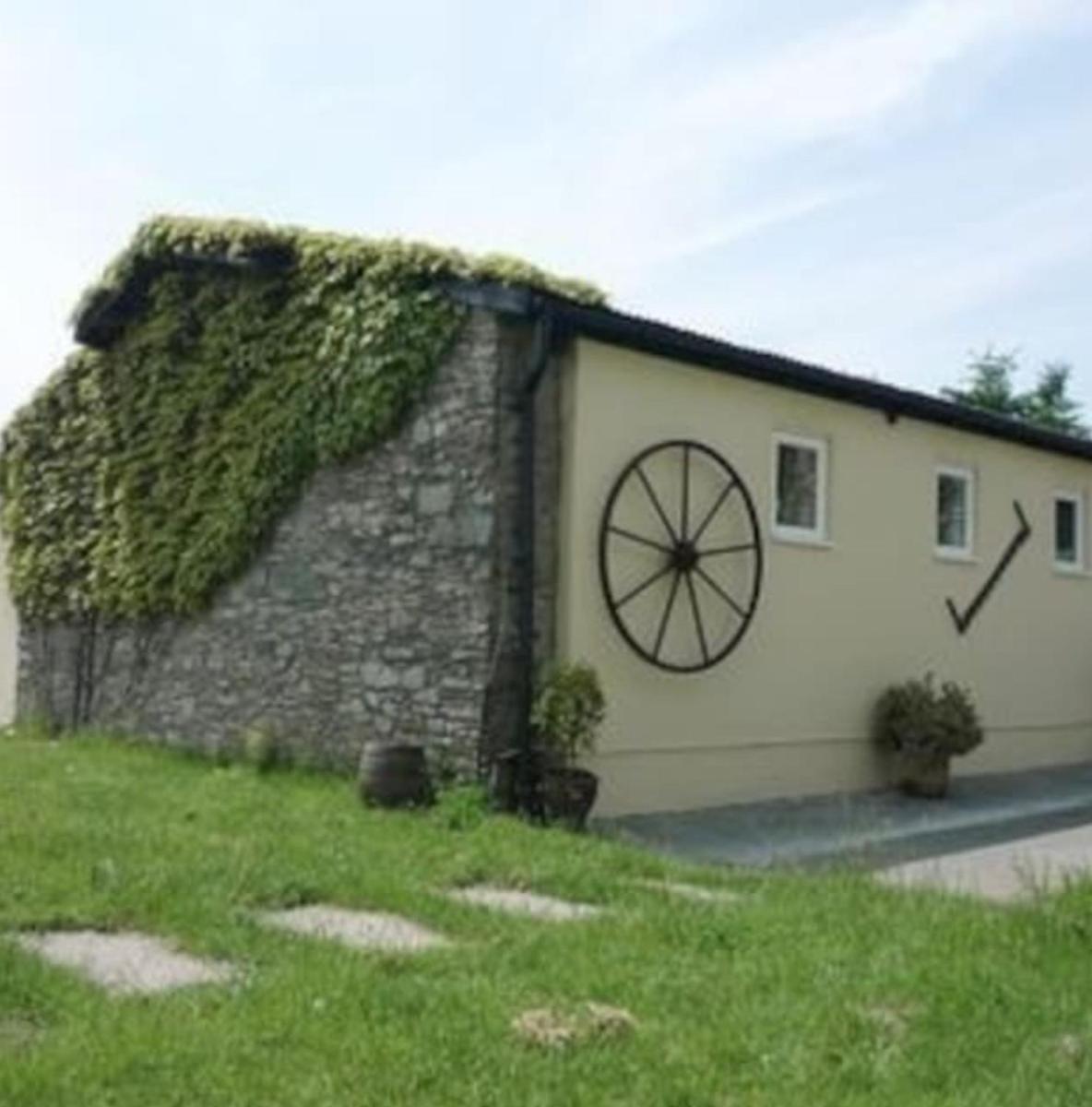 The Granary Country Retreat - Housity